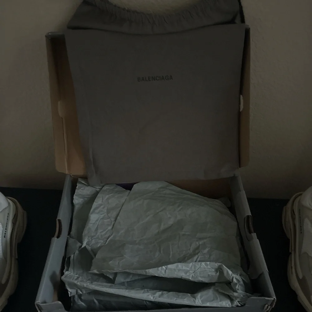 Balenciaga Triple S - Picture 5 of 6